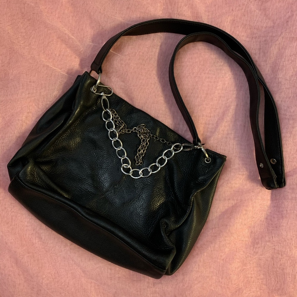 Black Liz Claiborne Leather Shoulder Bag